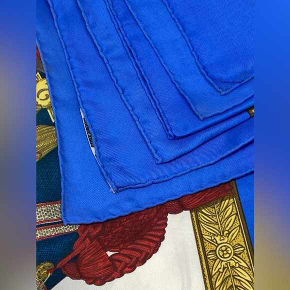 Hermes Vintage Scarf Carre 90”GRAND UNIFORME”by Joachim Metz - Picture 11 of 16